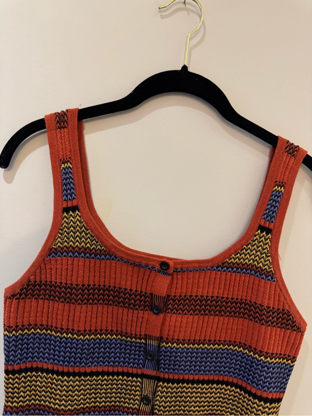 Colorblock Knit Tank - Picture 4 of 5